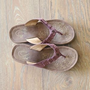 Olukai Leather Wedges size 6